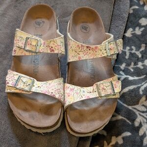 Birkenstock Cream Sandals Two-Strap Comfort